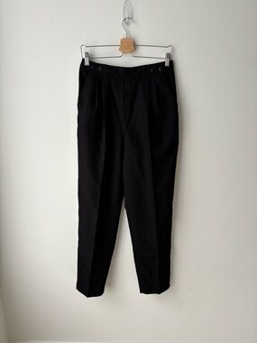 Vintage High Waisted Black Pleated Pants Size 10 Relaxed Tapered